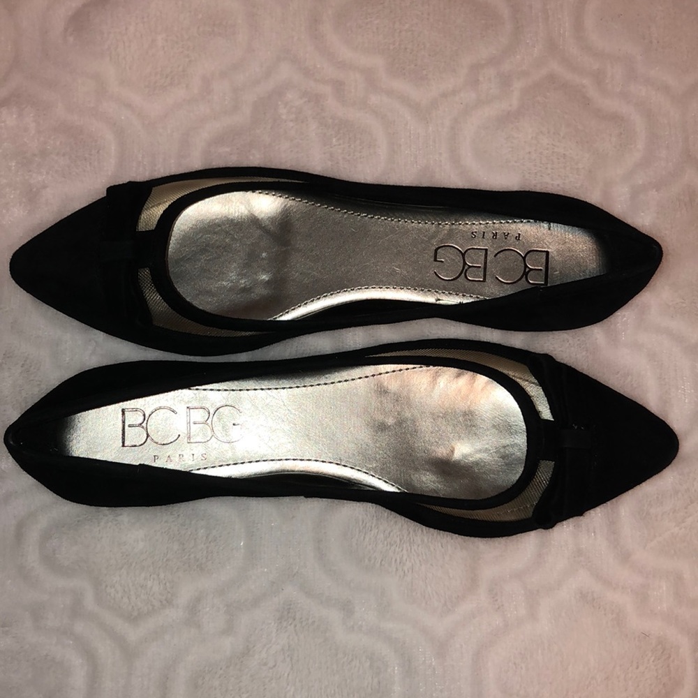 NEW BCBG Pointed-toe Ballet Flats NIB BLACK - Picture 4 of 4